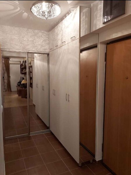 Greenfield, Padurea Baneasa loc de parcare garsoniera mobilata an 2009