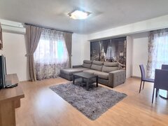 Greenfield, Padurea Baneasa loc de parcare garsoniera mobilata an 2009